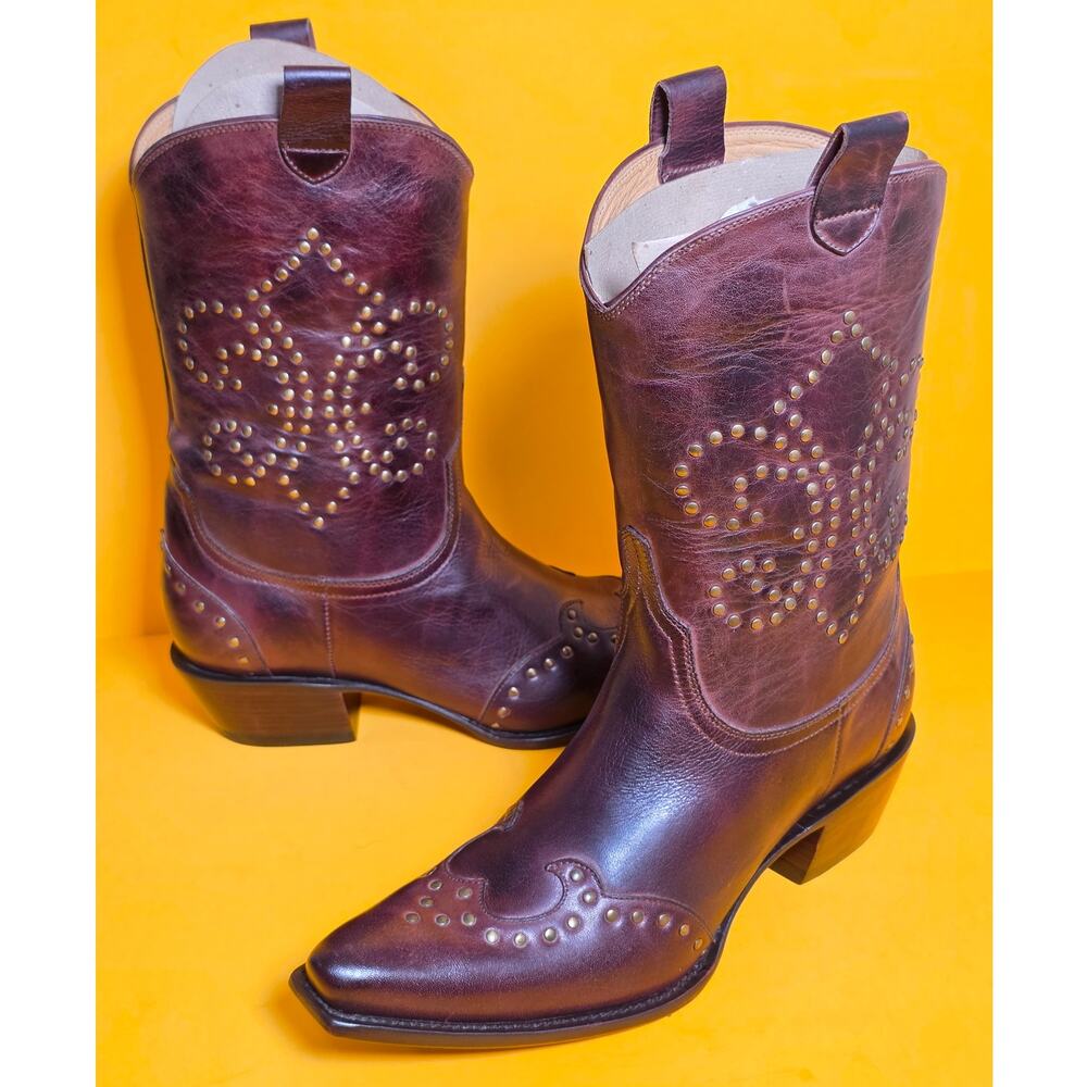 Vtg Charlie 1 Horse Lucchese Women 8B Brown Leather Studded Western Cowboy Boots